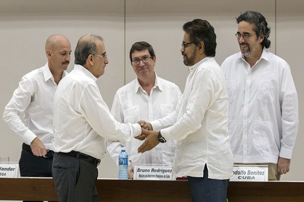 دولت کلمبیا و شورشیان فارک یک قدم به صلح نزدیک تر شدند