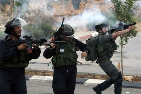 زخمی شدن‌ ده‌ها فلسطینی در درگیری با نظامیان صهیونیست