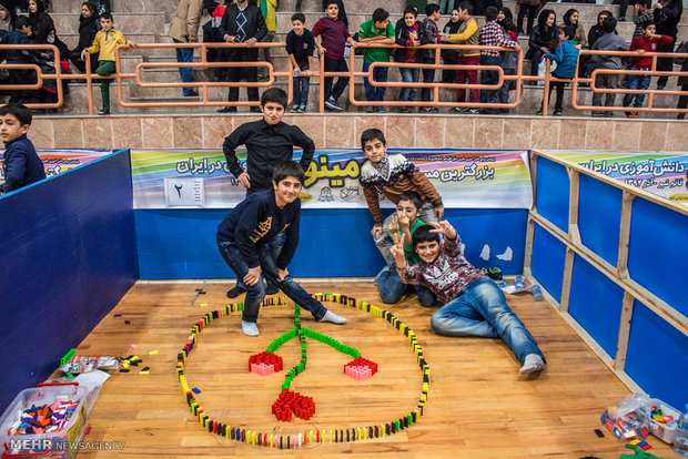 مسابقات دانش آموزي دومينو ايران