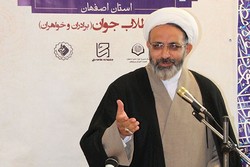 دروس حوزه علمیه باید با پیوست پژوهشی همراه باشد