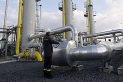 Iran to exploit gas from Turkmenistan joint field