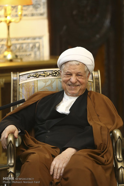 Rafsanjani meets Larcher on Monday