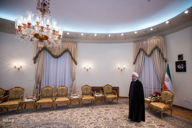 Foreign ambassadors submit credentials to Pres. Rouhani