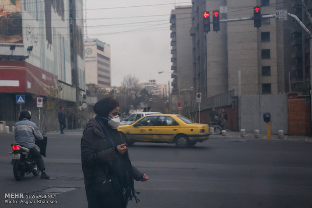 تهران سی‌امین شهر آلوده و هشتمین شهر پرترافیک جهان