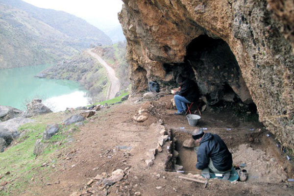 70,000 yrs. old artifacts uncovered in caves of Sirvan Valley 