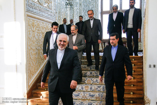 Zarif, Iraqi official meet in Tehran