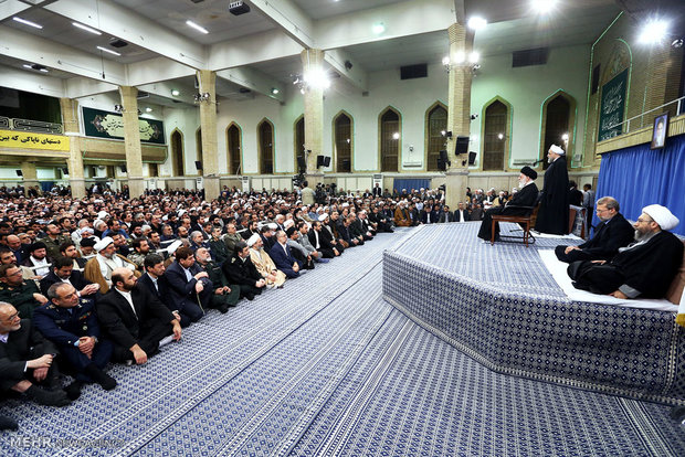 استقبال قائد الثورة آية الله الخامنئي لضيوف المؤتمر الدولي التاسع والعشرون للوحدة الاسلامية