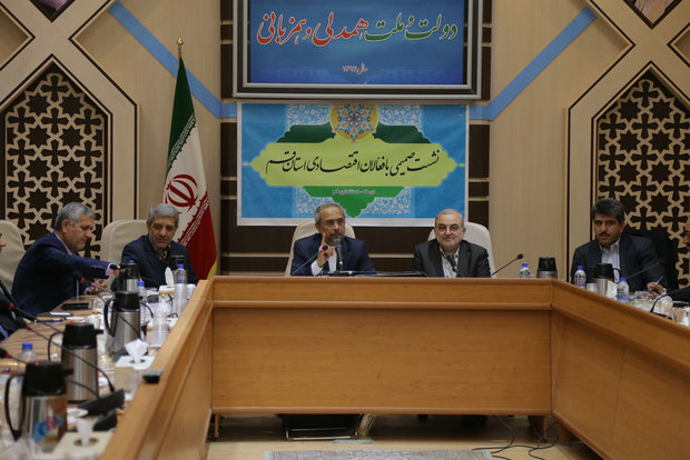 بی‌ادبان را در انتخابات تنهابگذاریم/ بازگشت آرامش به فضای اقتصادی