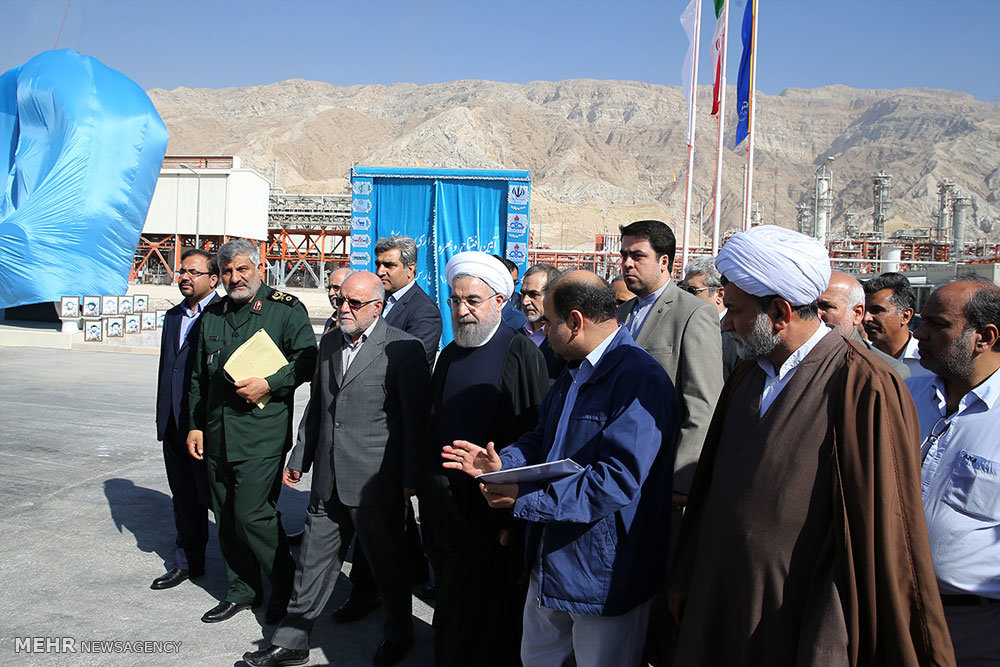 President Rouhani inaugurates South Pars 15th, 16th phases