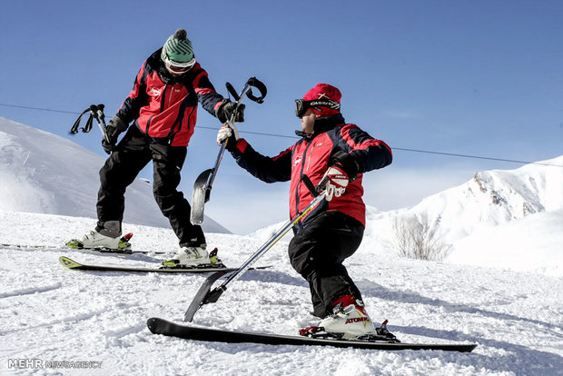 Ski training camp for veterans, disabled