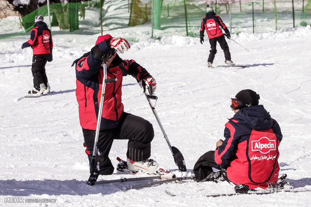 Ski training camp for veterans, disabled