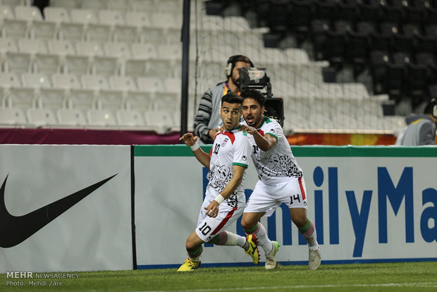 Iran beats Syrian football squad