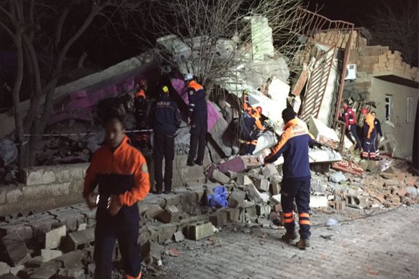 استنبول میں بم دھما کے میں 11 افراد  ہلاک ، 36 زخمی