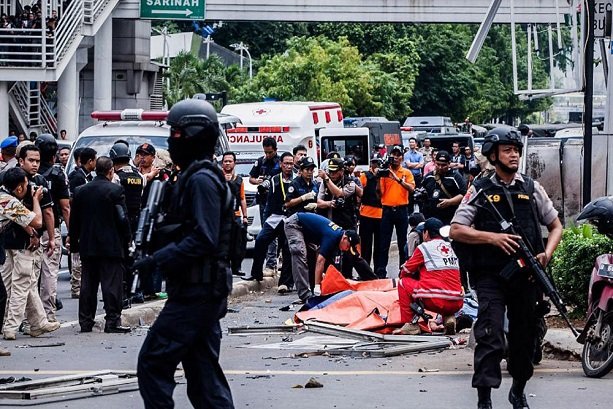 VIDEO: Jakarta rocked by explosions 