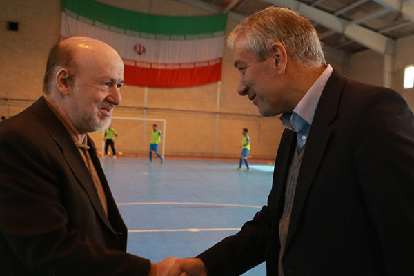 افتخاری: فدراسیون فوتبال یک ریال هم برای ساختمان فوتسال نداد