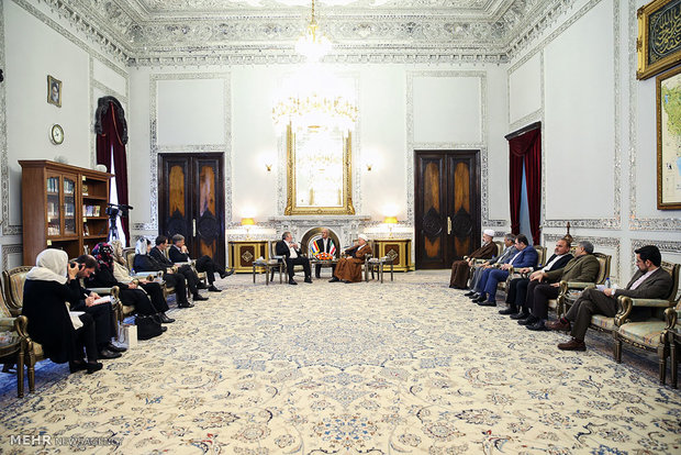 Rafsanjani meets Luxembourgian official 