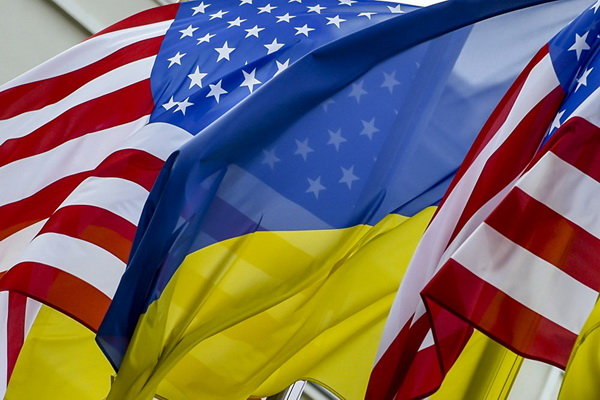 آمریکا بسته کمکی ۱۰۰ میلیون دلاری به اوکراین می‌دهد