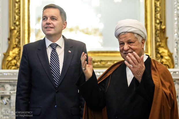 Slovakia's finance min., Rafsanjani meet in Tehran