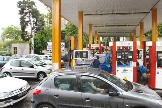 رکورد مصرف بنزین شکسته شد/توزیع ۱۴.۵ میلیون لیتر بنزین در تهران