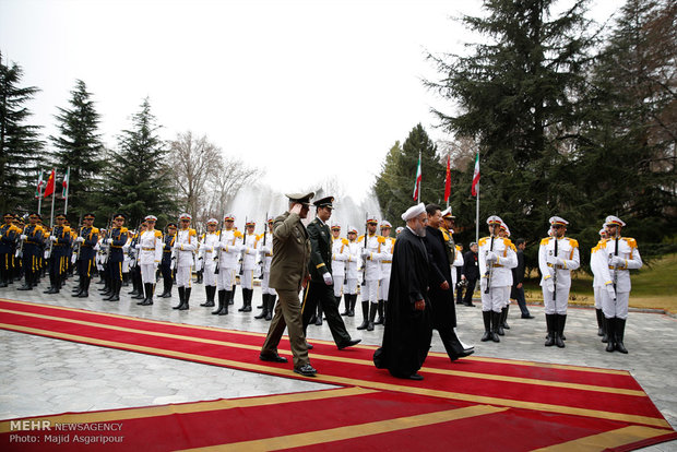 President Rouhani welcomes Chinese counterpart