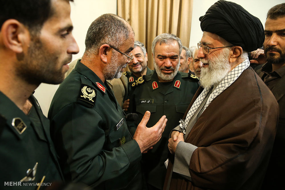 Mehr News Agency - Leader receives IRGC naval forces