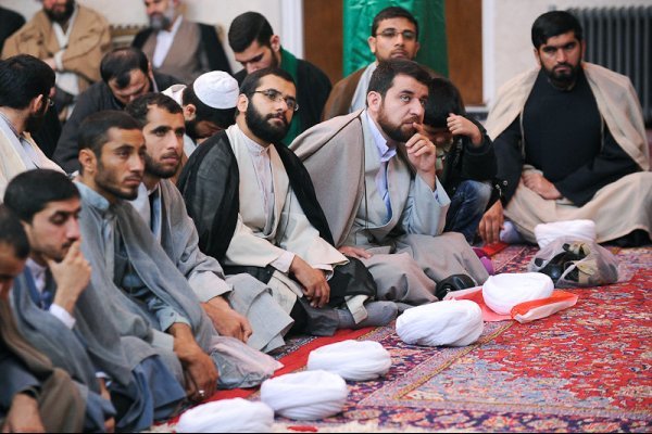 تشکیل کمیته قرآنی در حوزه تهران/ ارتقا آموزش های قرآنی از امسال