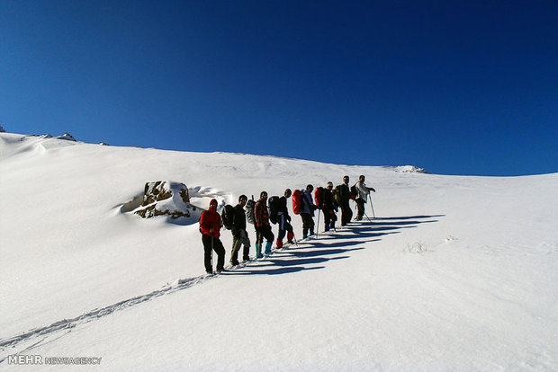 Shir-barfi peak 