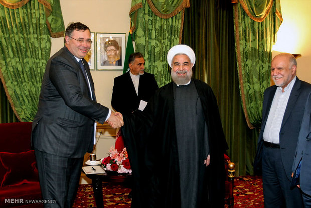 Rouhani, Total CEO meet 