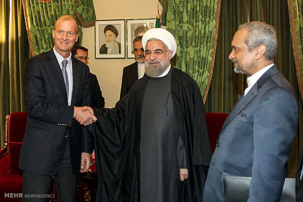 Pres. Rouhani meets Airbus CEO