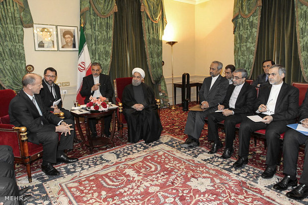 Pres. Rouhani meets Airbus CEO