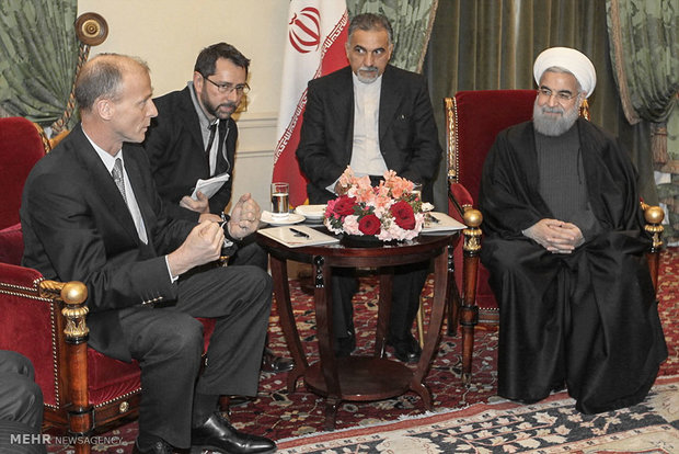 Pres. Rouhani meets Airbus CEO