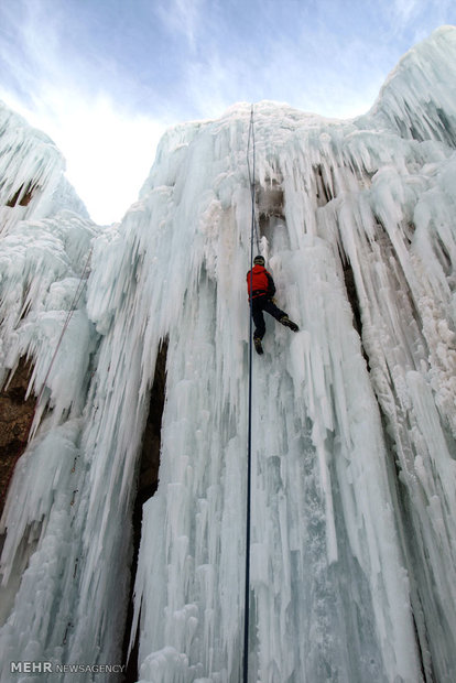 Meygoon Ice-Climbing School 