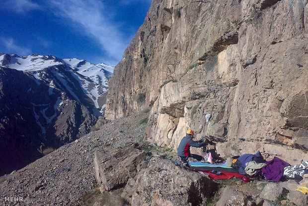 Vanai Cave in Lorestan