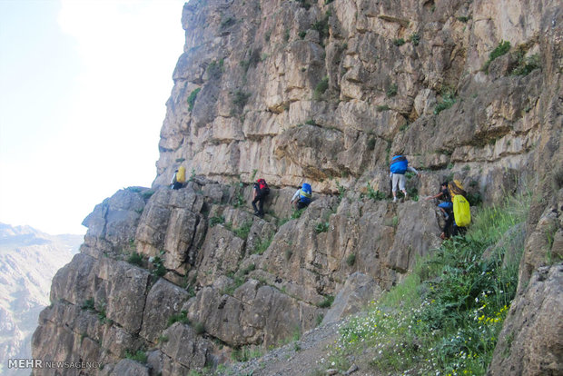 Vanai Cave in Lorestan