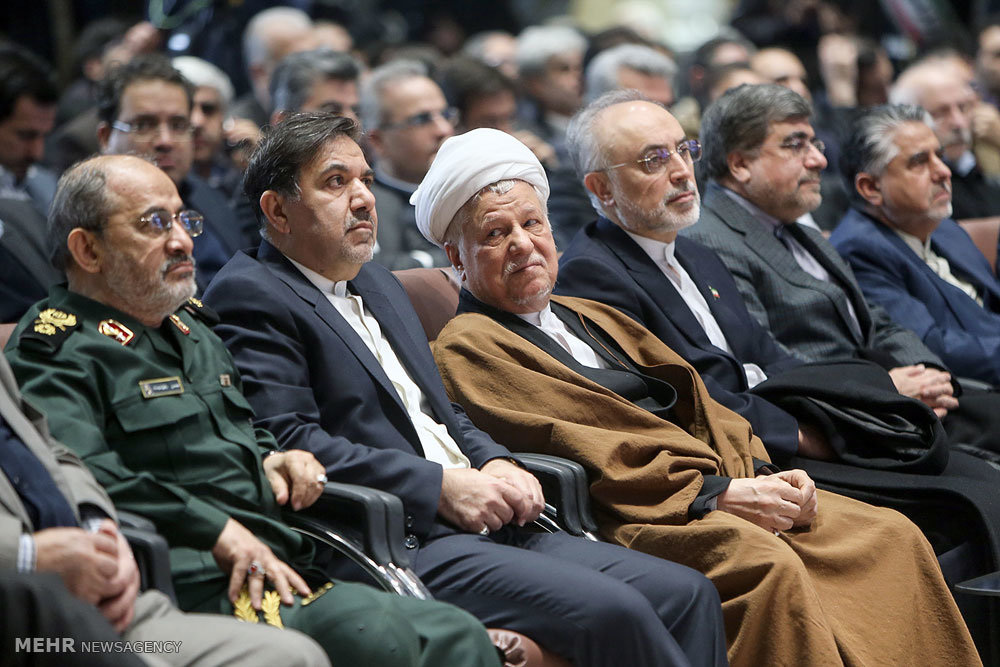 Ceremony celebrates Imam Khomeini (RA) arrival anniv.

