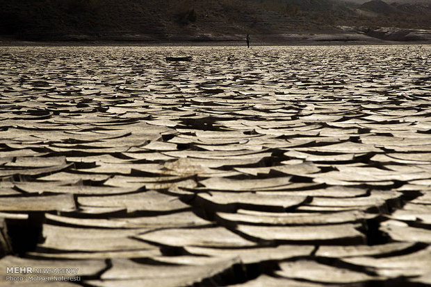 سد‌های خراسان جنوبی در تب خشکسالی می‌سوزد/ خطر شوری منابع آبی