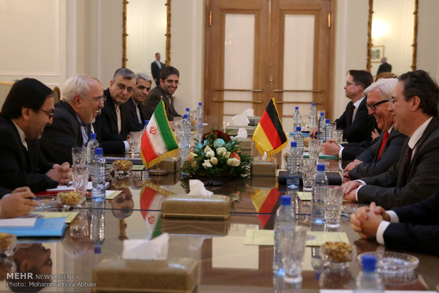 لقاء وزير الخارجية الايراني محمد جواد ظريف و نظيره الألماني فرانك فالتر شتاينماير