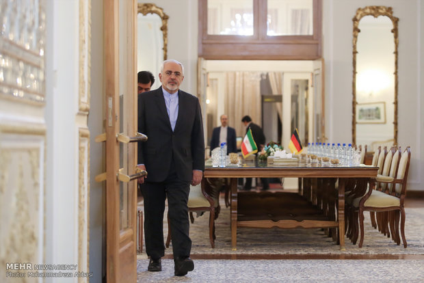 لقاء وزير الخارجية الايراني محمد جواد ظريف و نظيره الألماني فرانك فالتر شتاينماير