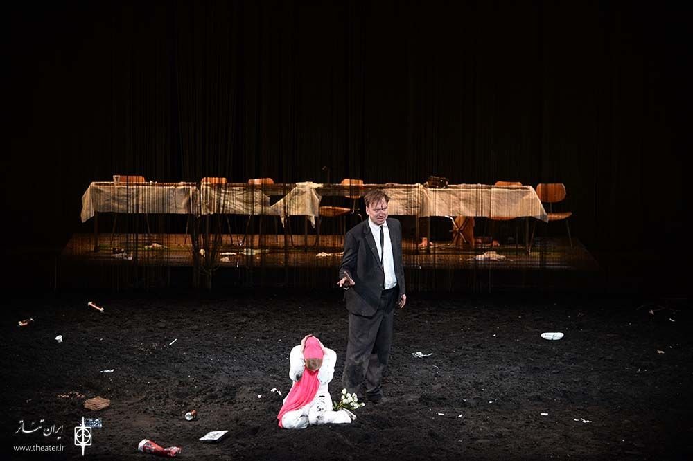 Germany’s 'Hamlet' wins Fajr Intl. Theater Fest. Grand Prix Mehr News