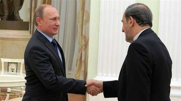 Putin re-calls for expansion of ties with Tehran