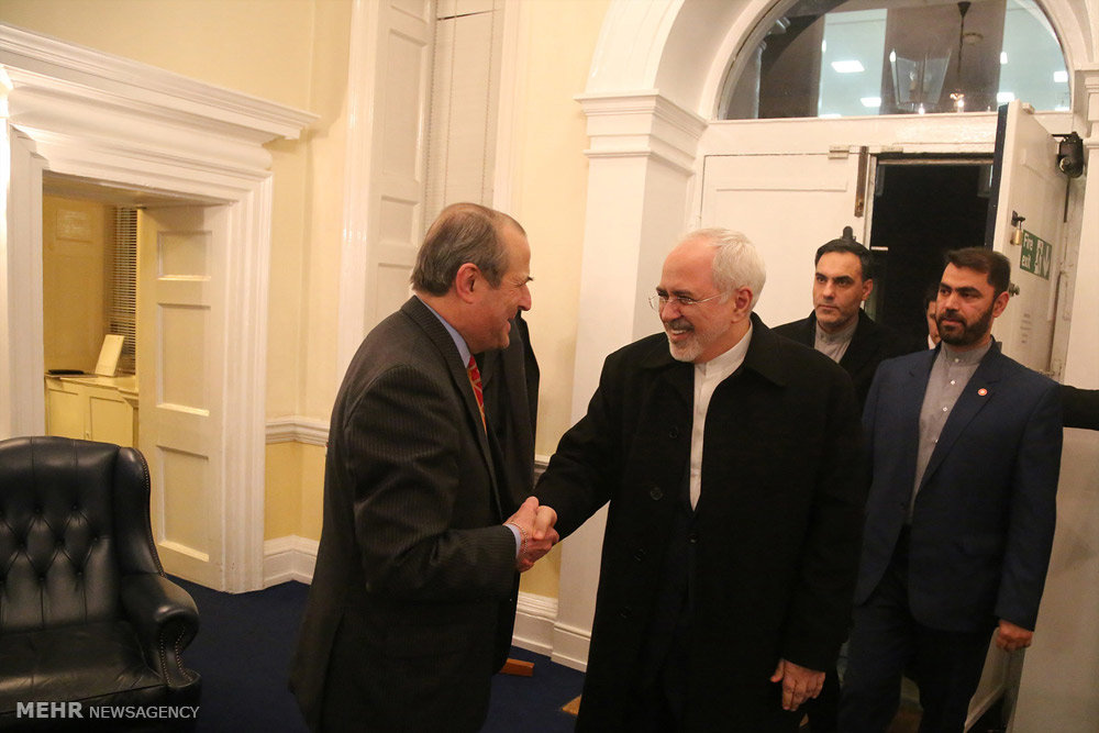 لقاءات وزير الخارجية الايراني في لندن