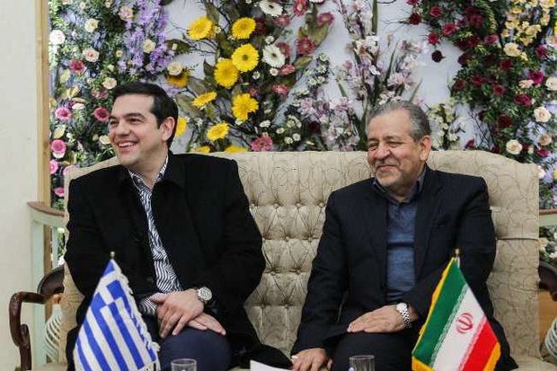 Greek PM pays visit to historic city of Isfahan 