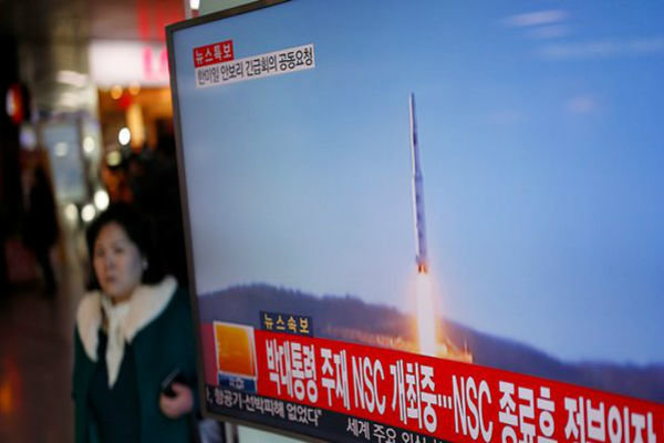 موافقت سئول با آغاز مذاکرات استقرار سپر موشکی در کره جنوبی
