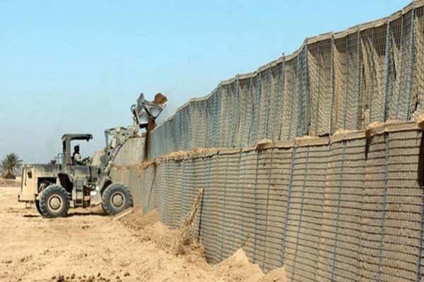 VIDEO: Tunisia finishes Libya border fence to ward off ISIL  