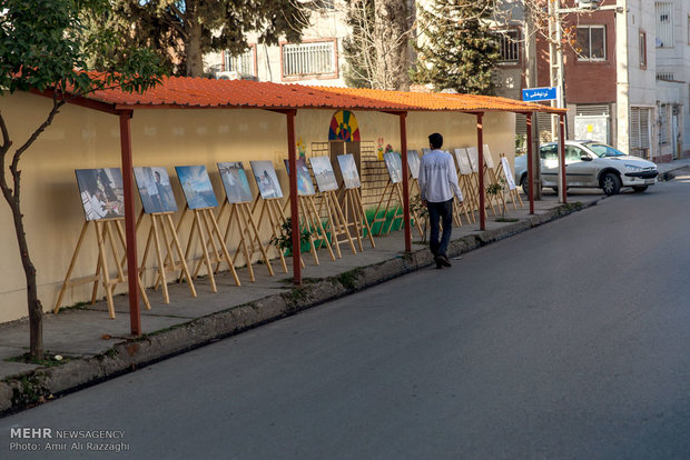 برپایی نمایشگاه خیابانی «زندگی با آیه‌ها» در خلخال