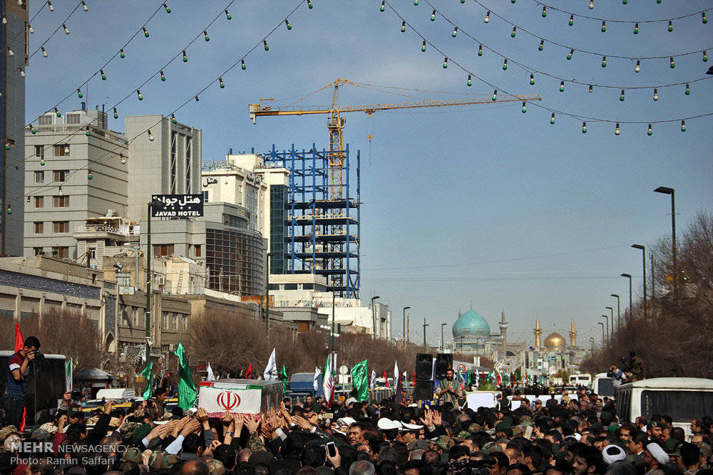 تشييع جثمان الشهيد العميد حسن قاجاريان في مشهد المقدسة