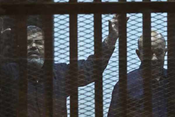 «محمد مرسی» فوت کرد