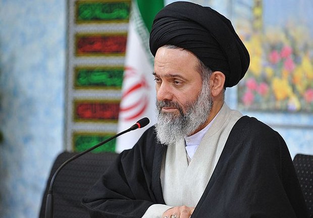 دشمن به دنبال تغییر ساختار جمهوری اسلامی است