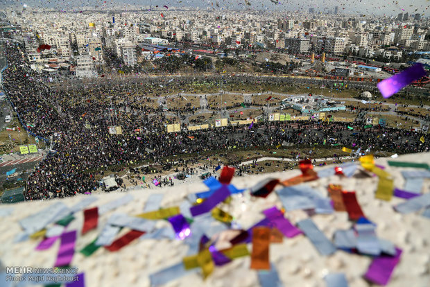 New frames from Feb. 11 rallies in Tehran