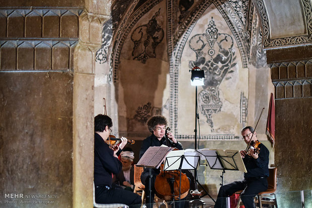 کنسرت گروه سازهای زهی لایپزیگ آلمان در حمام وکیل شیراز